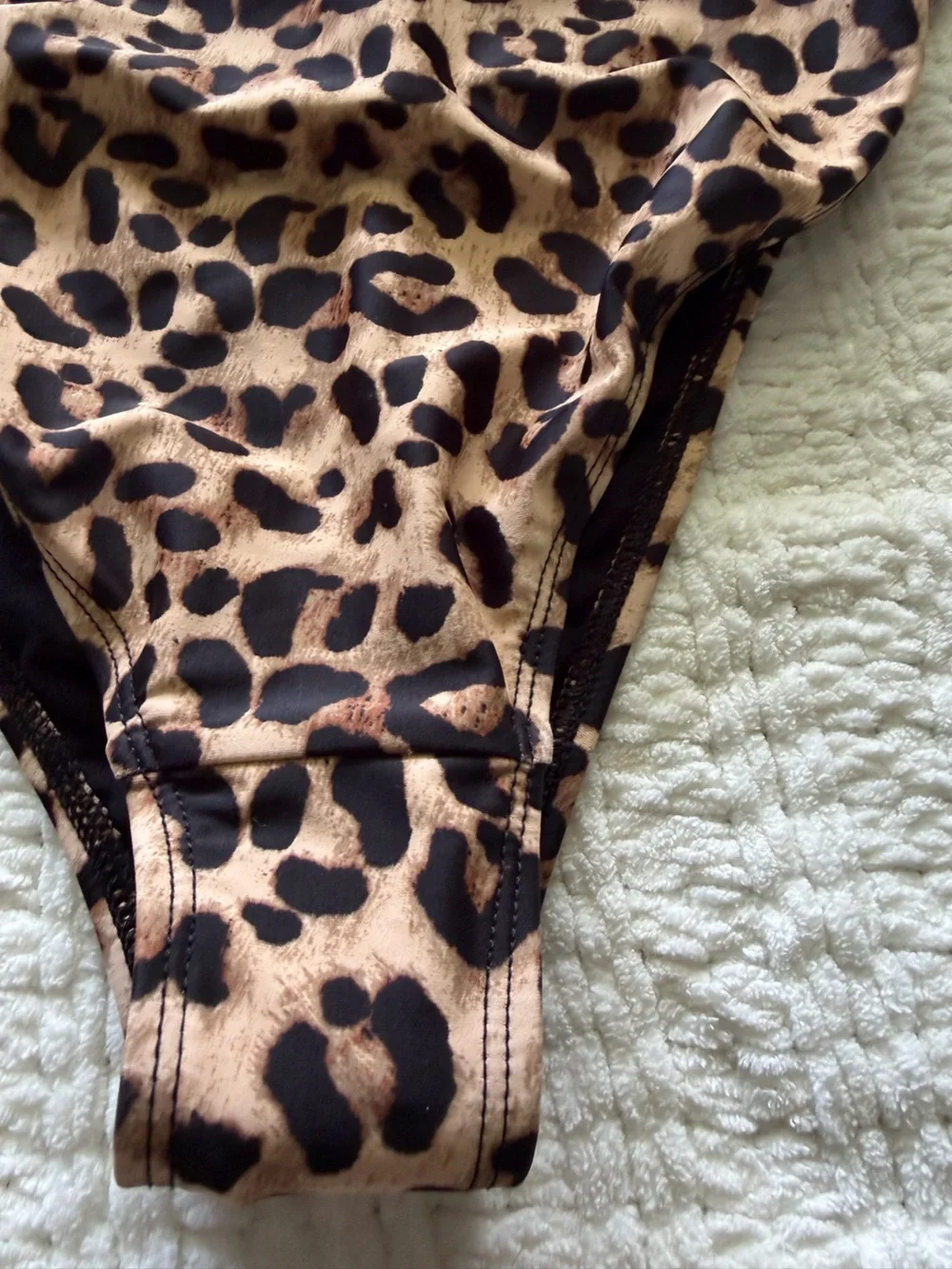 Revamped‎ swim Leopard Strappy Side One Piece Swimsuit Small